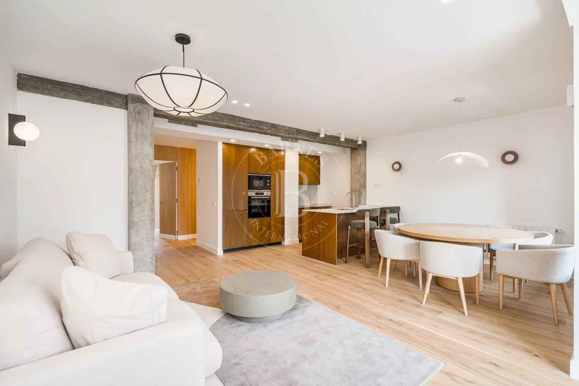 1529e6d1d4cf5355b554bc936543b5cf c442a3046f 1920 original - Attribut alt par défaut.