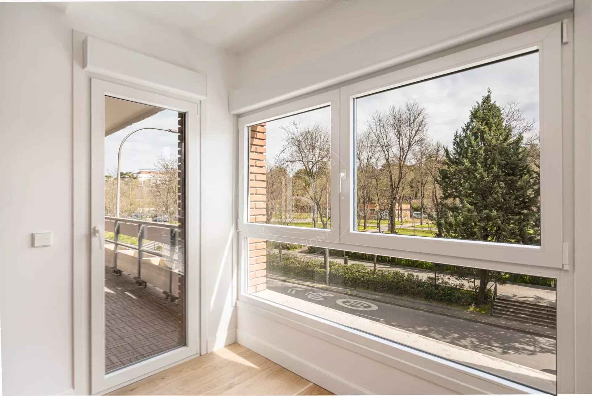 76a195747eaa967996386850887bfdd0 9040cc5833 1920 original - Attribut alt par défaut.