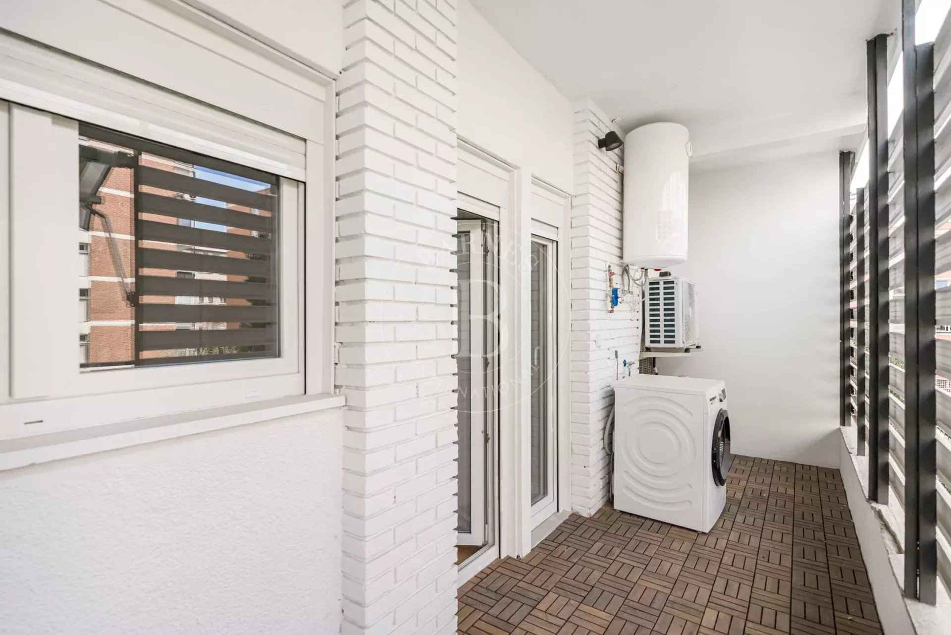 9f9fab8b6ed7285409d9c402bb76c890 4115bff770 1920 original - Attribut alt par défaut.