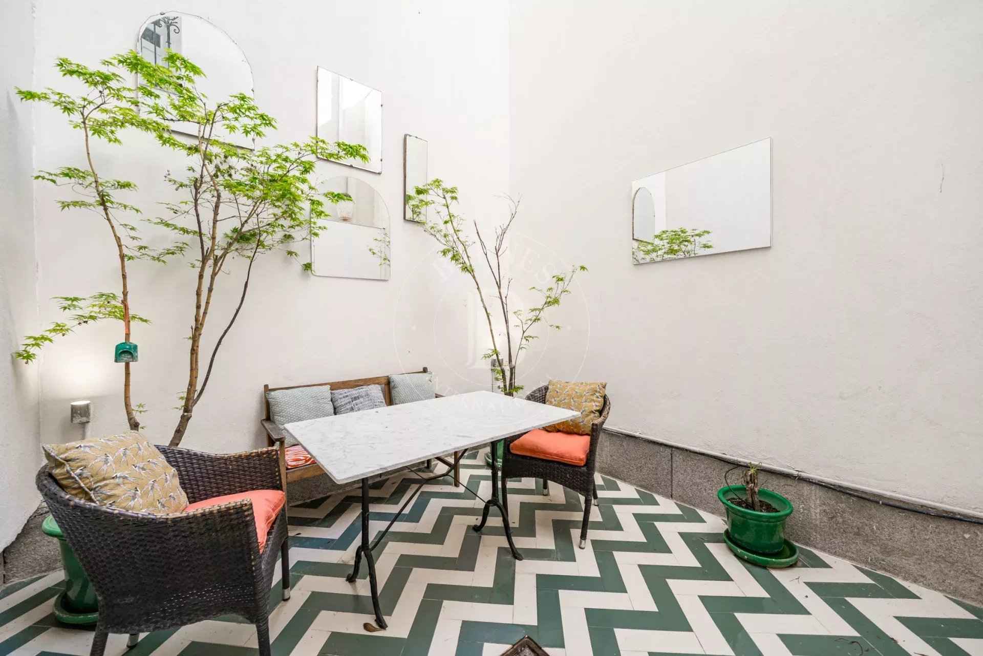 8e7253bf6ed1fa13ab29ab61f705114c 657e231e46 1920 original - Attribut alt par défaut.