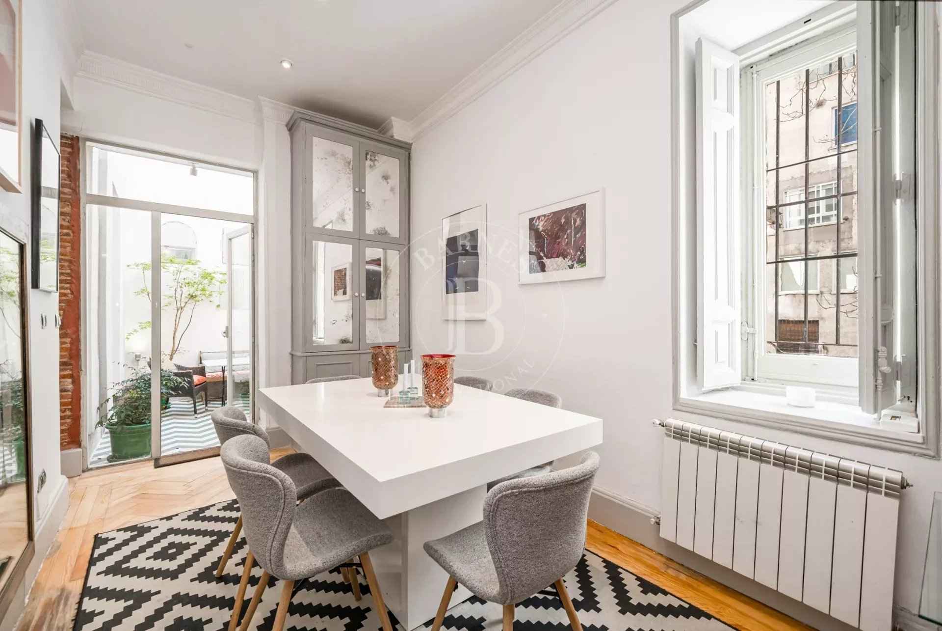 1ed3859ad4f2563cd95bbe55d692faf3 7d7b7b3635 1920 original - Attribut alt par défaut.