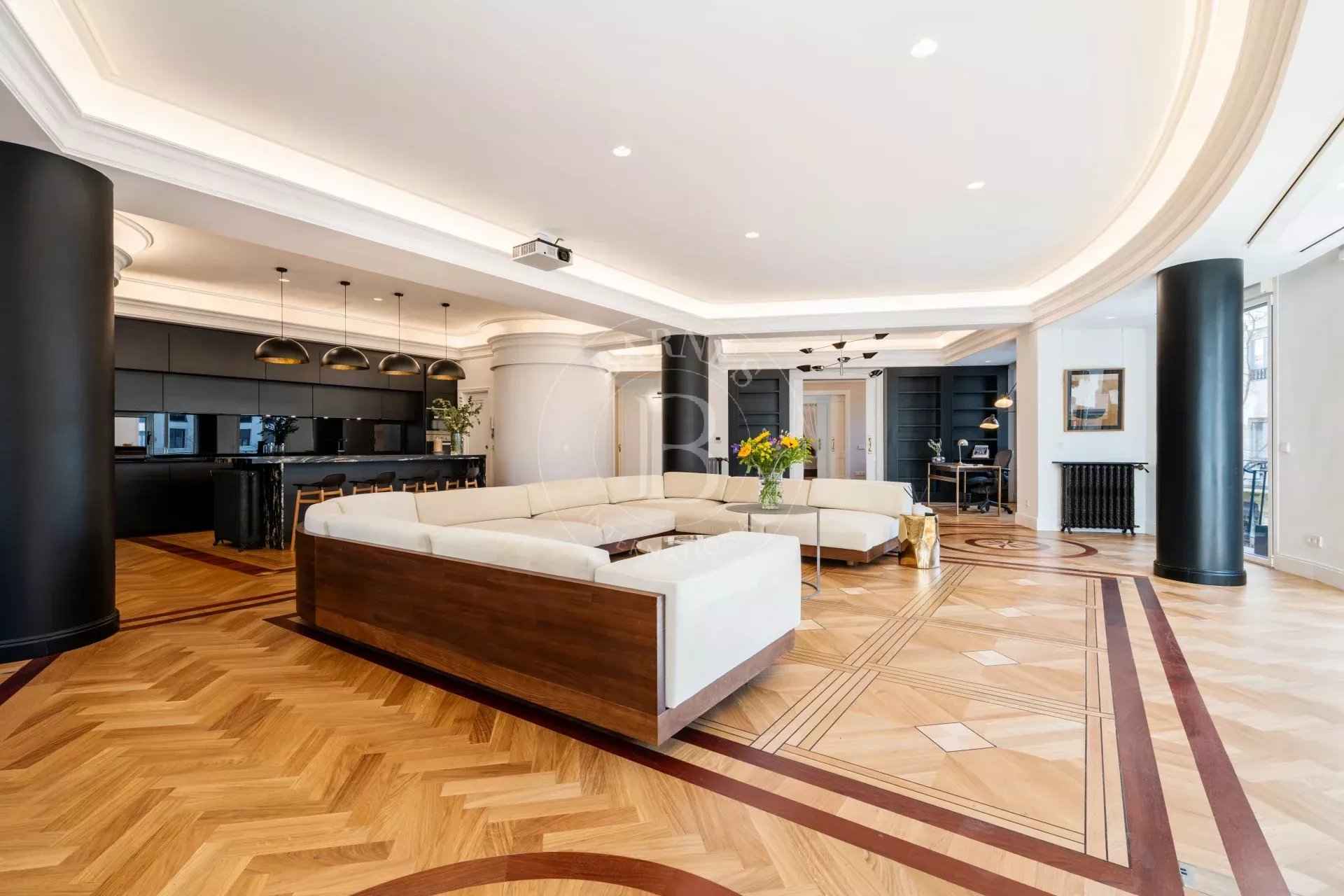 Aeaf8a23edf0a6acf1a5c51ff359c1e3 894dff06dd 1920 original - Attribut alt par défaut.