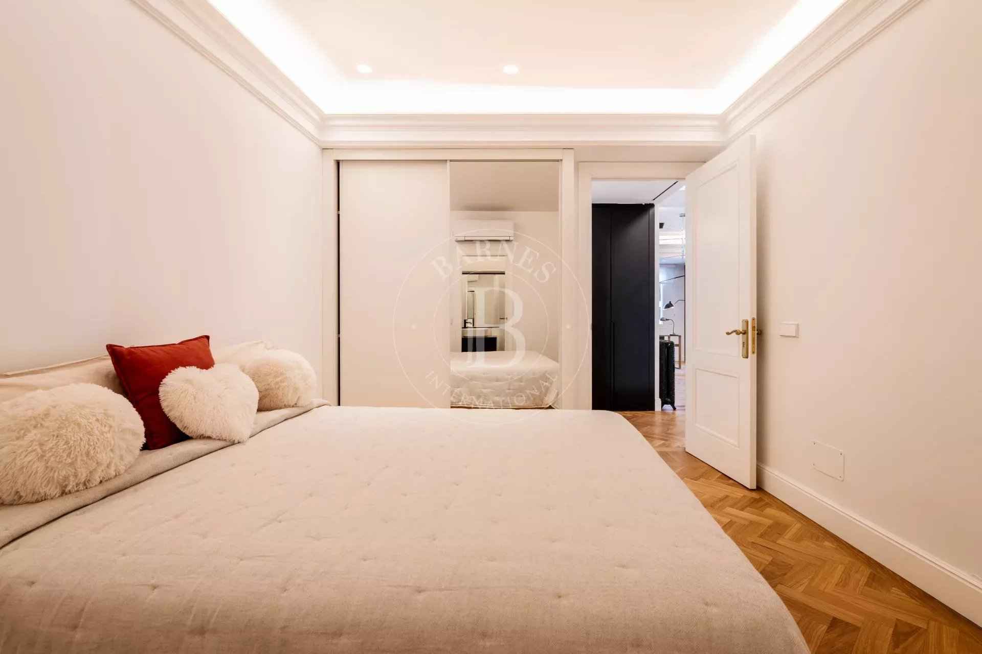 55043d923ae75c8d06d351a60fdac44e abd4251c1e 1920 original - Attribut alt par défaut.