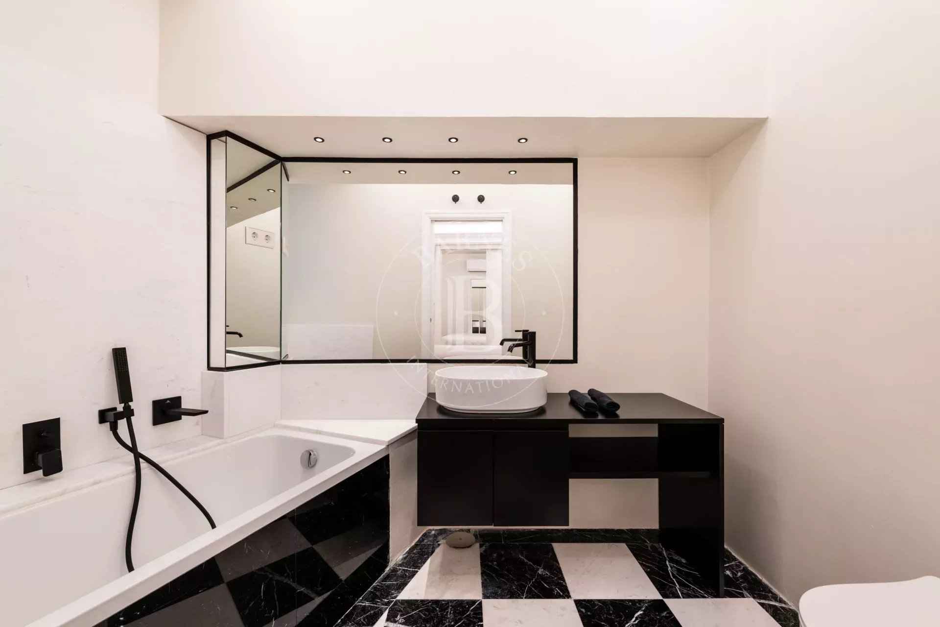 834f32b7144f4770cd3cf11a8040932a 2a420e0fcf 1920 original - Attribut alt par défaut.