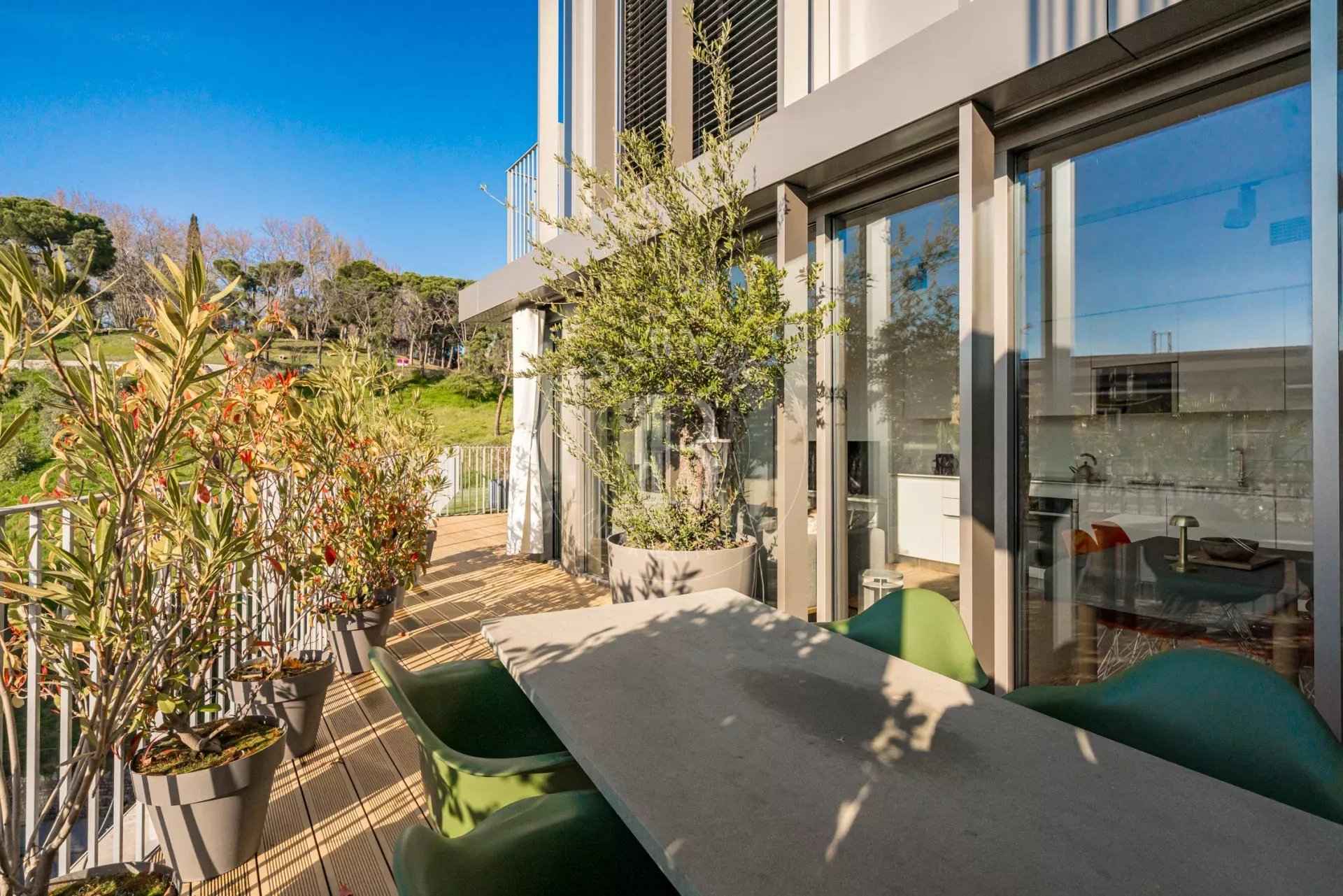 155f60cf3089337ba23dd4f55af0f3a8 39b1217037 1920 original - Attribut alt par défaut.