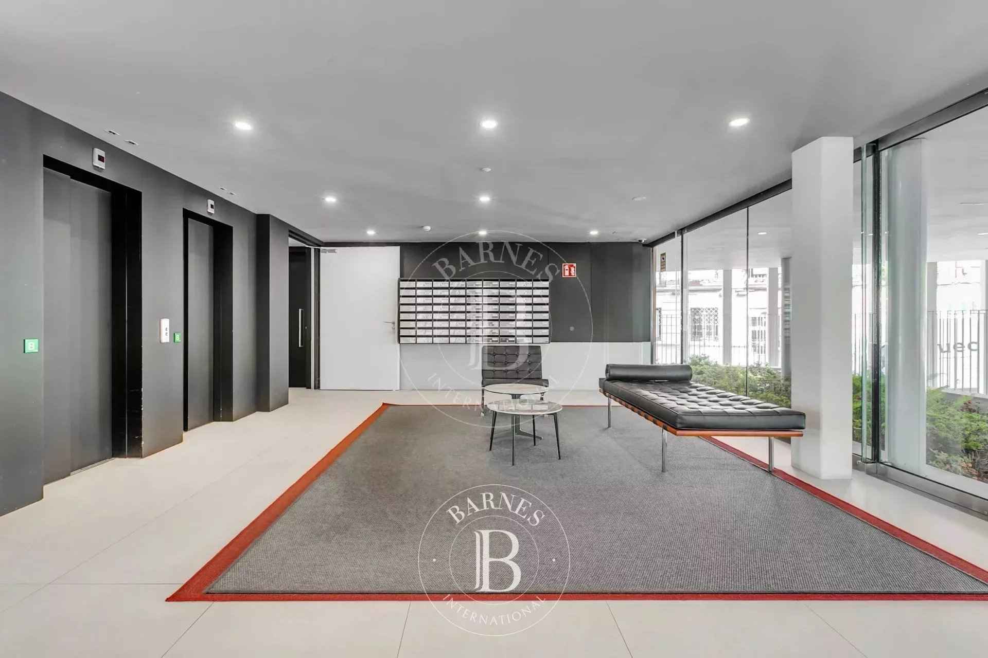 C61392cca5e71819e21fb5a0bec28a3c 342c43c000 1920 original - Attribut alt par défaut.