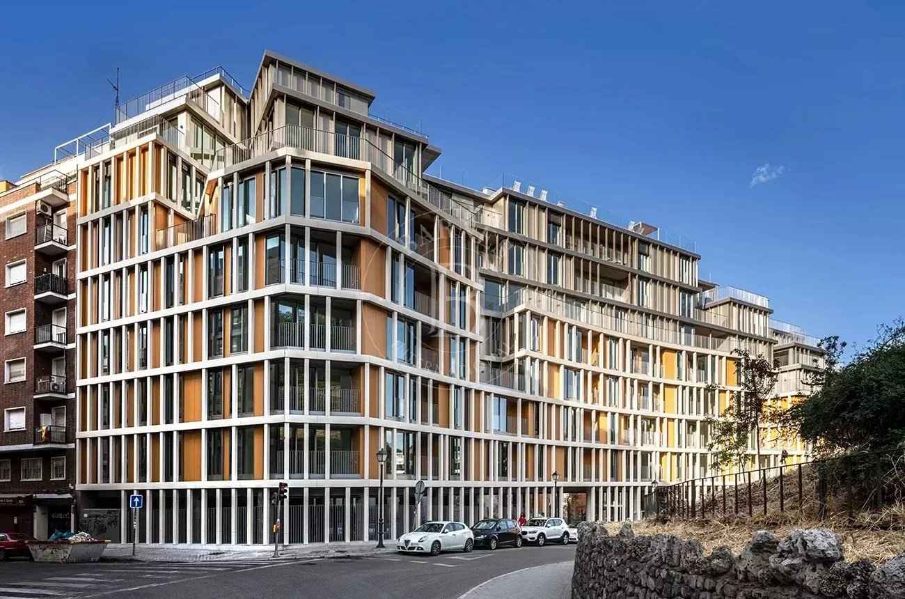 D09578dab16066ce193d0c934ccbb4cf a4209db29a 1300 original - Attribut alt par défaut.