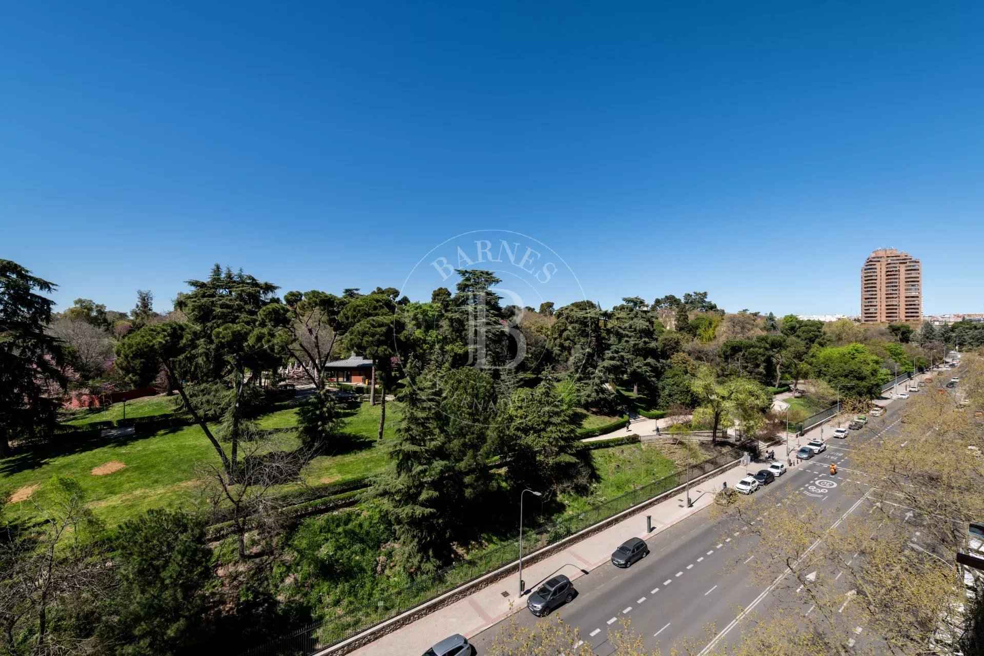 2967469b6b96b0596b8ce88b6f8976ae ff6ccc489e 1920 original - Attribut alt par défaut.