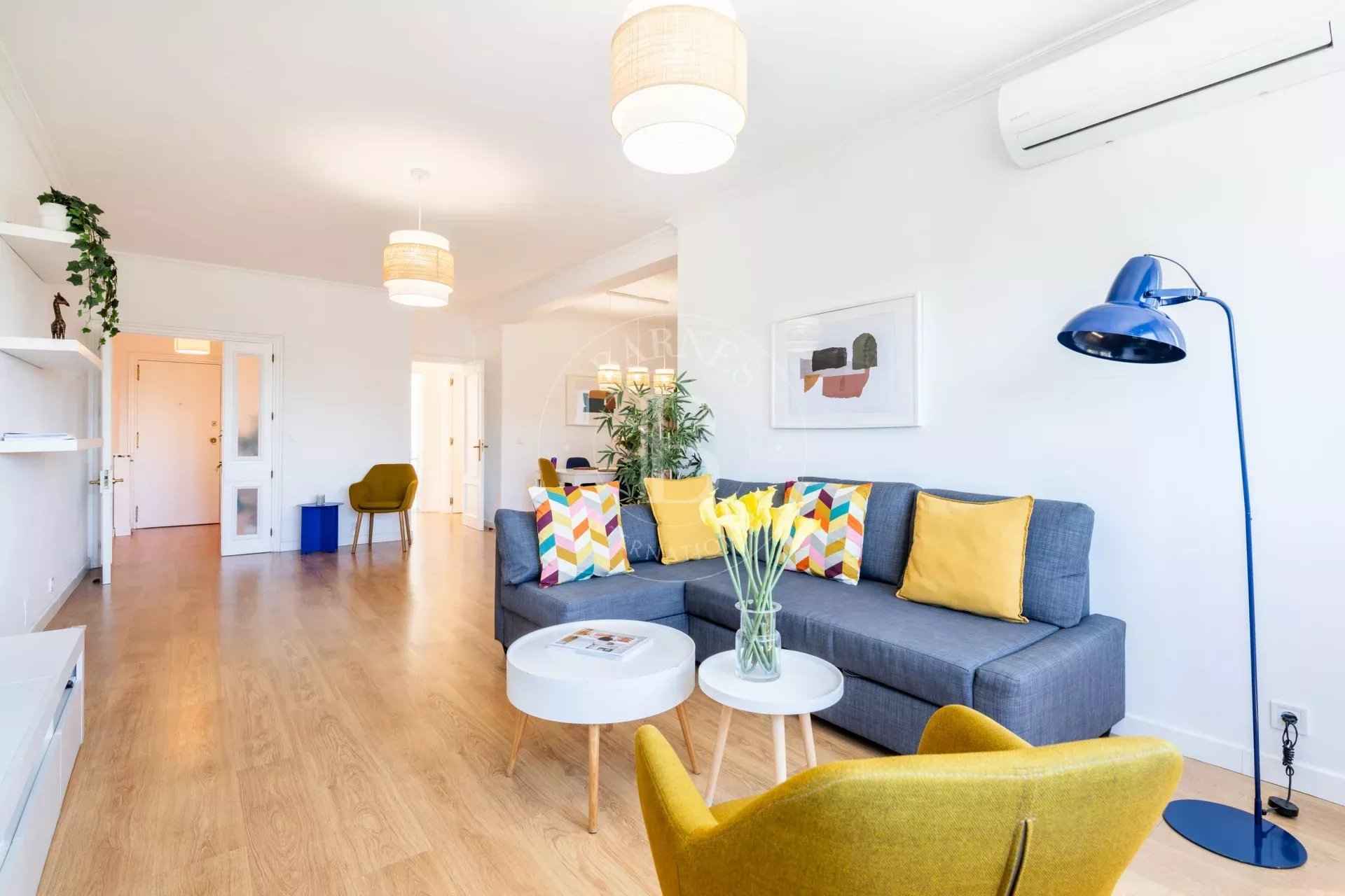 071f599efbc8f5fab6f9eb8b4daf0715 938ea41c8d 1920 original - Attribut alt par défaut.