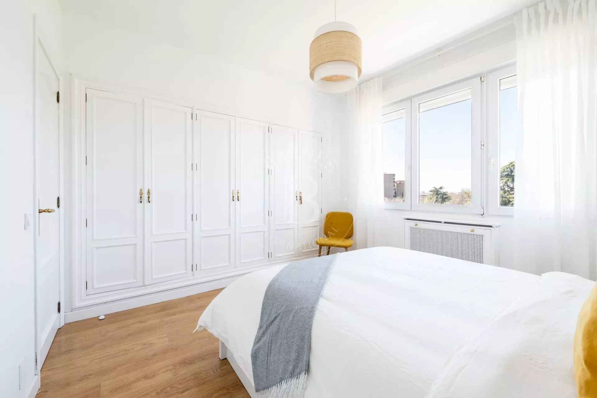 8ea64325576155d542f12df86968e241 55c1d1cb41 1920 original - Attribut alt par défaut.