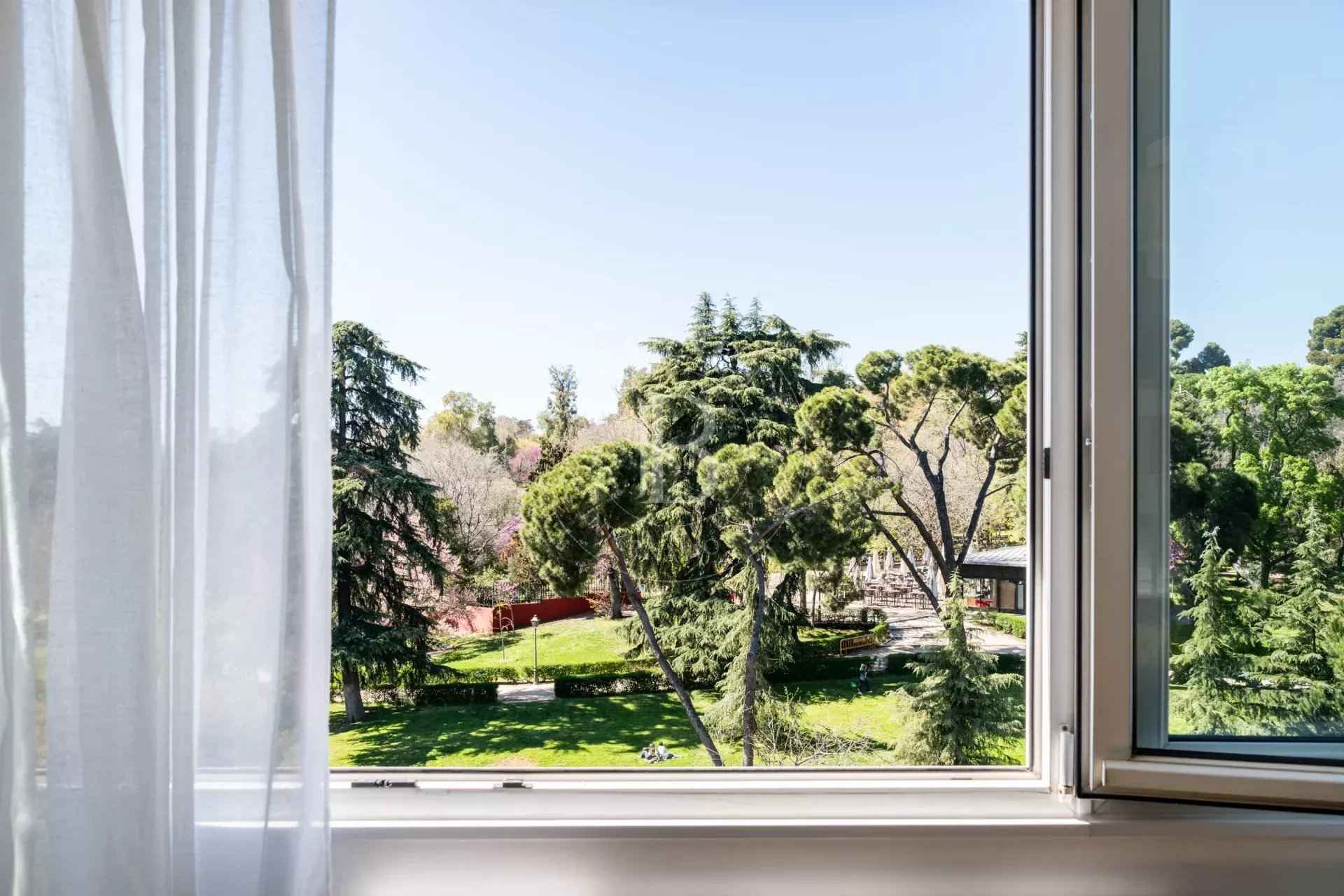 3022076e2e97d8ead2f41b5097583e8f 04afca6d0a 1920 original - Attribut alt par défaut.