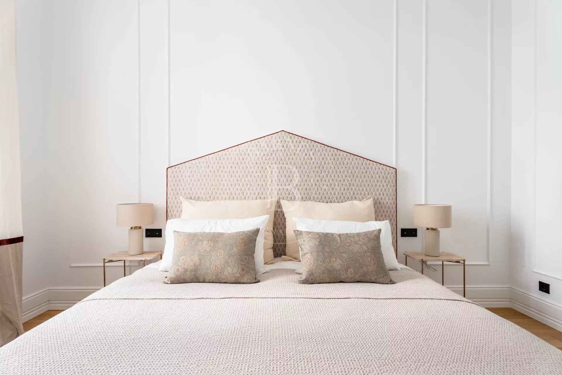 3bda1edfcbf89888ef9b1670ee6dc6a9 de7e050295 1920 original - Attribut alt par défaut.