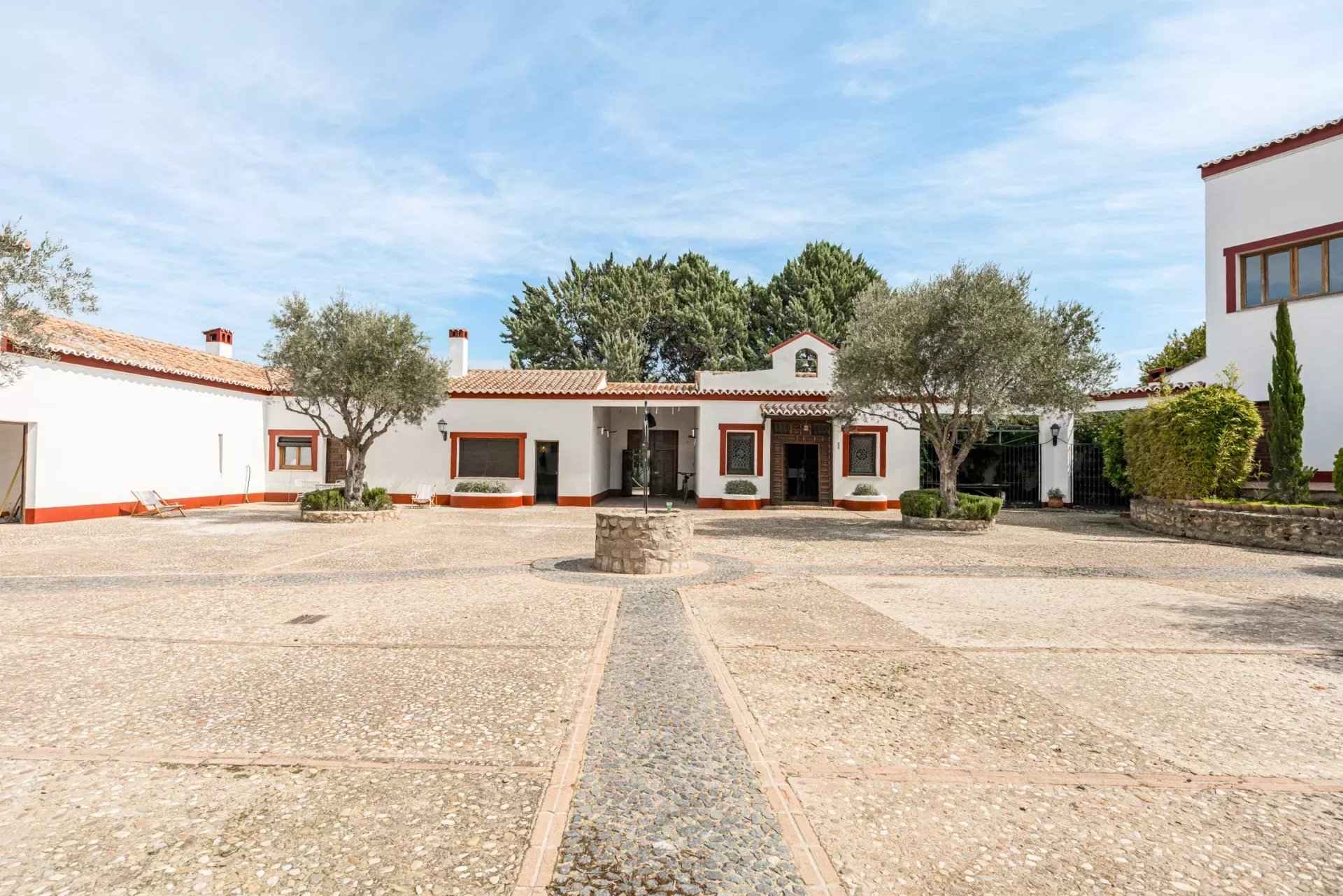 2a900b2b8ae3649700bf1aaf2140ecbe d8870fc5cf 1920 original - Attribut alt par défaut.