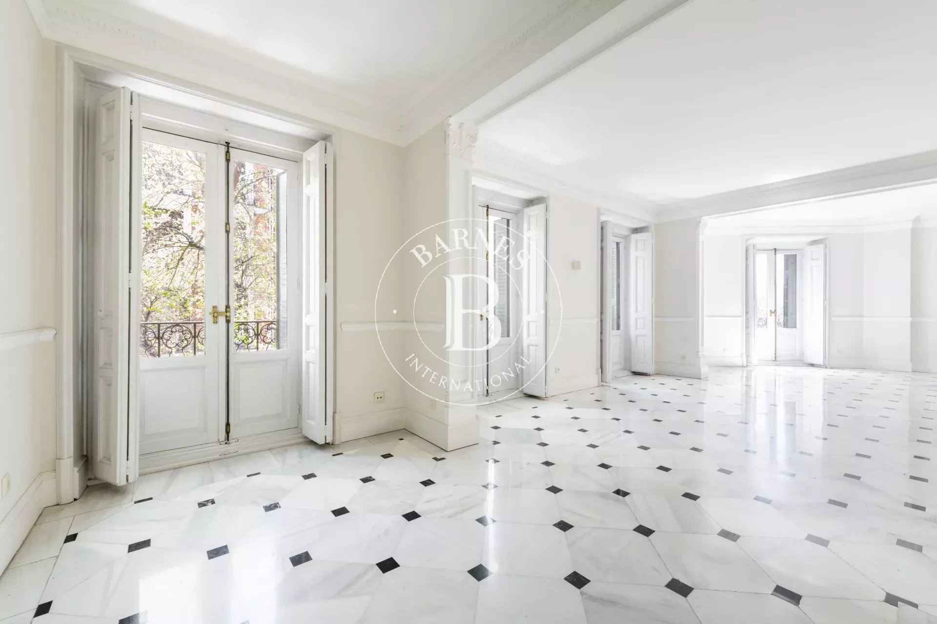 5506af8206cff7b2d96f107c0c7d314d bf0deb498d 1920 original - Attribut alt par défaut.