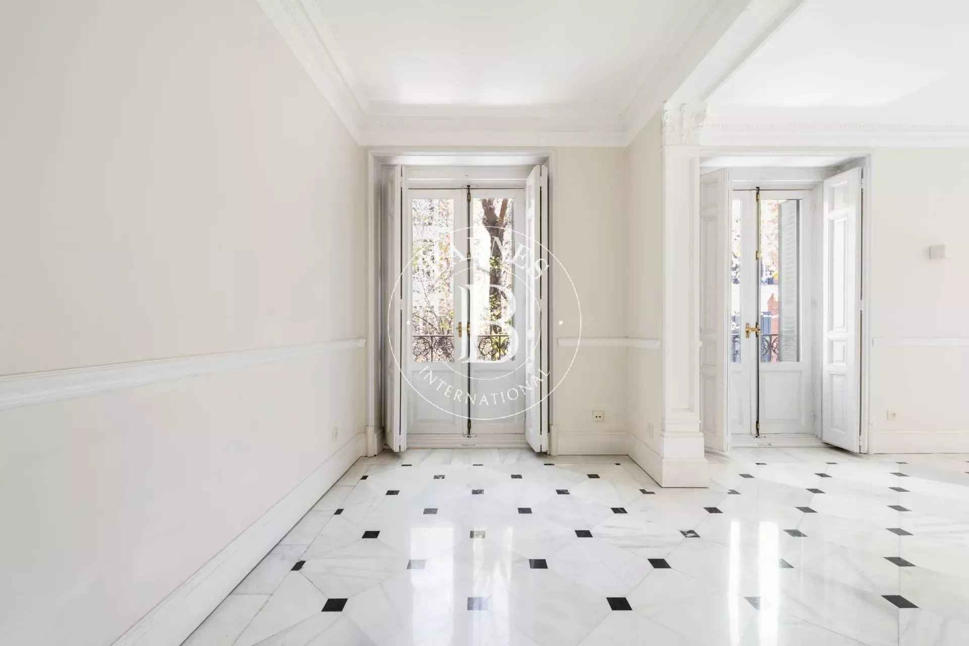 Eb91f32e105633fd4b981f3c8740478e d093602722 1920 original - Attribut alt par défaut.