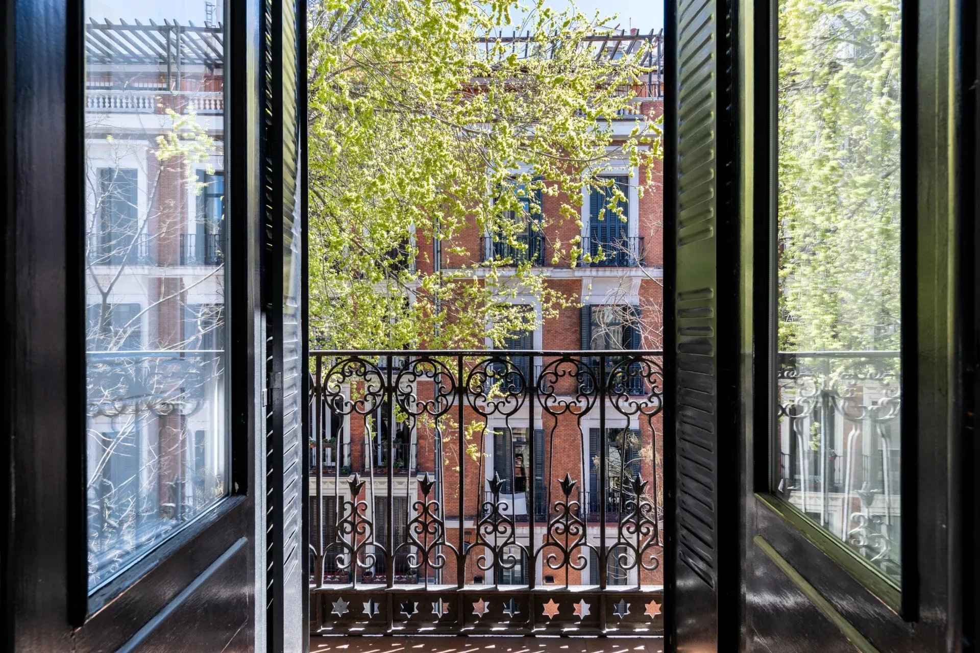 08602201ca3cd84f3ef7f41bd0e8f93f 3dd00186f5 1920 original - Attribut alt par défaut.