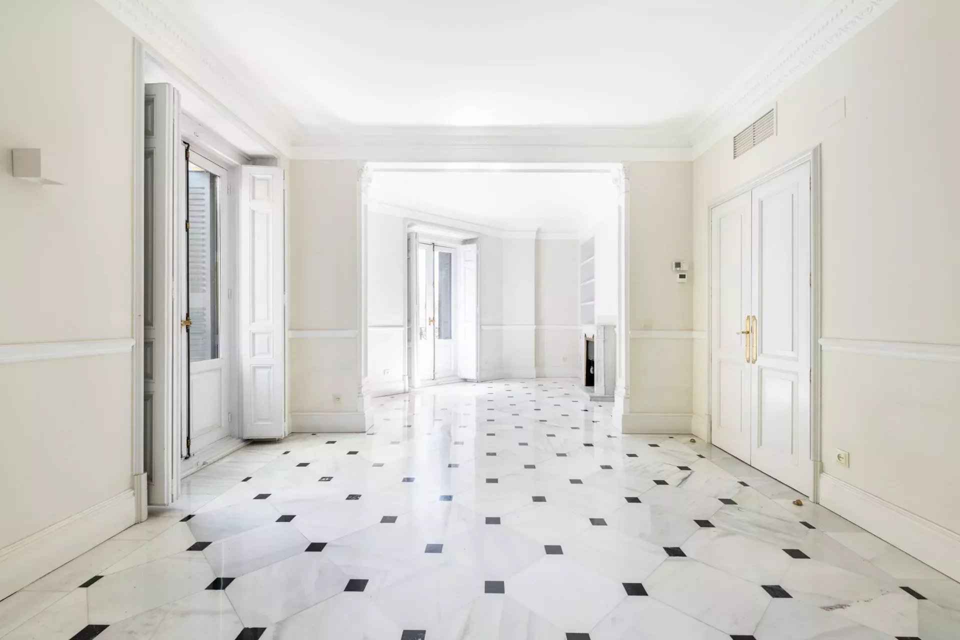 Eee1b86b8719bae009dc565aeac7043b 252ec88c17 1920 original - Attribut alt par défaut.