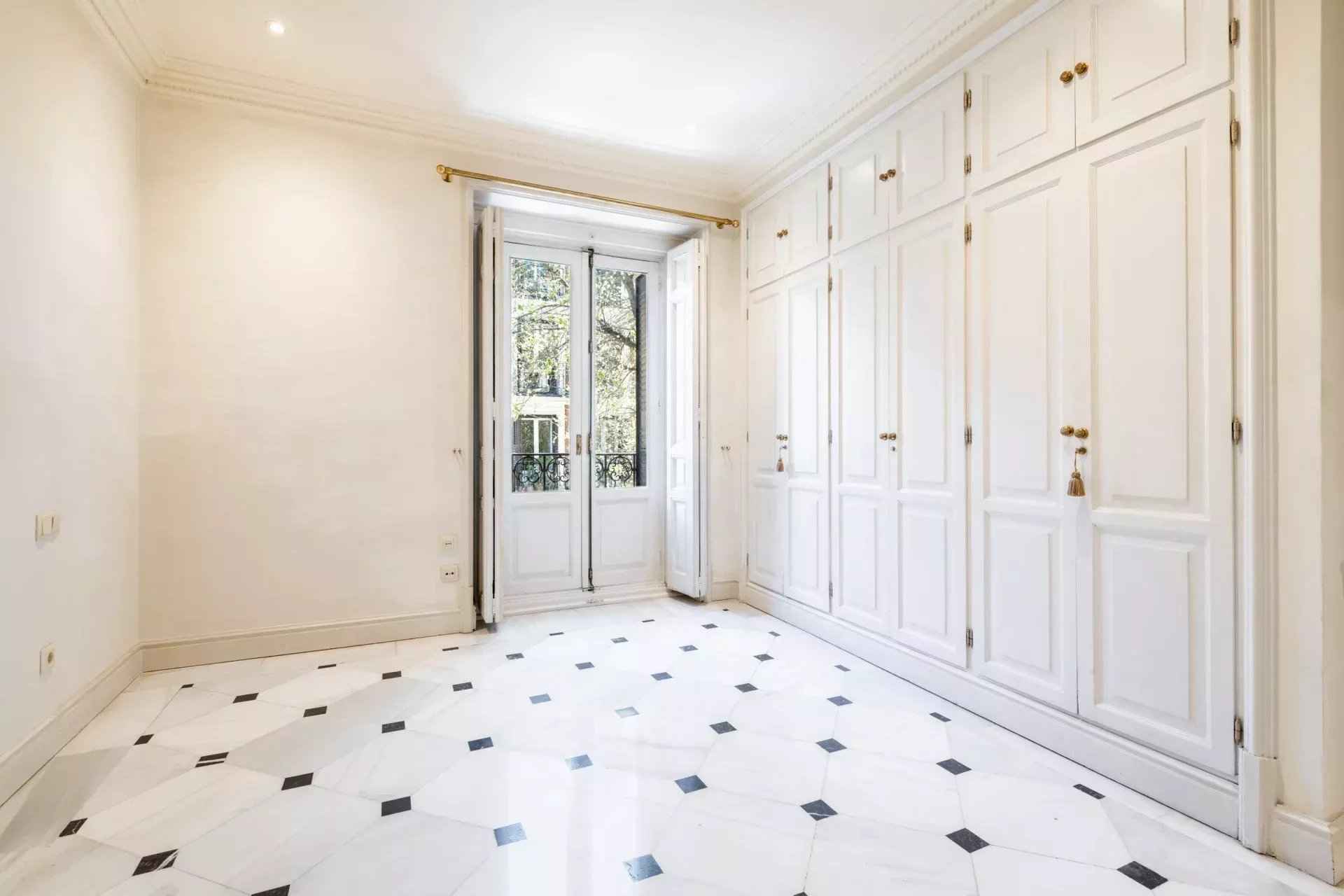 41a5e78b7d701f3ab24450d613b3f23b ee1c27ecd2 1920 original - Attribut alt par défaut.