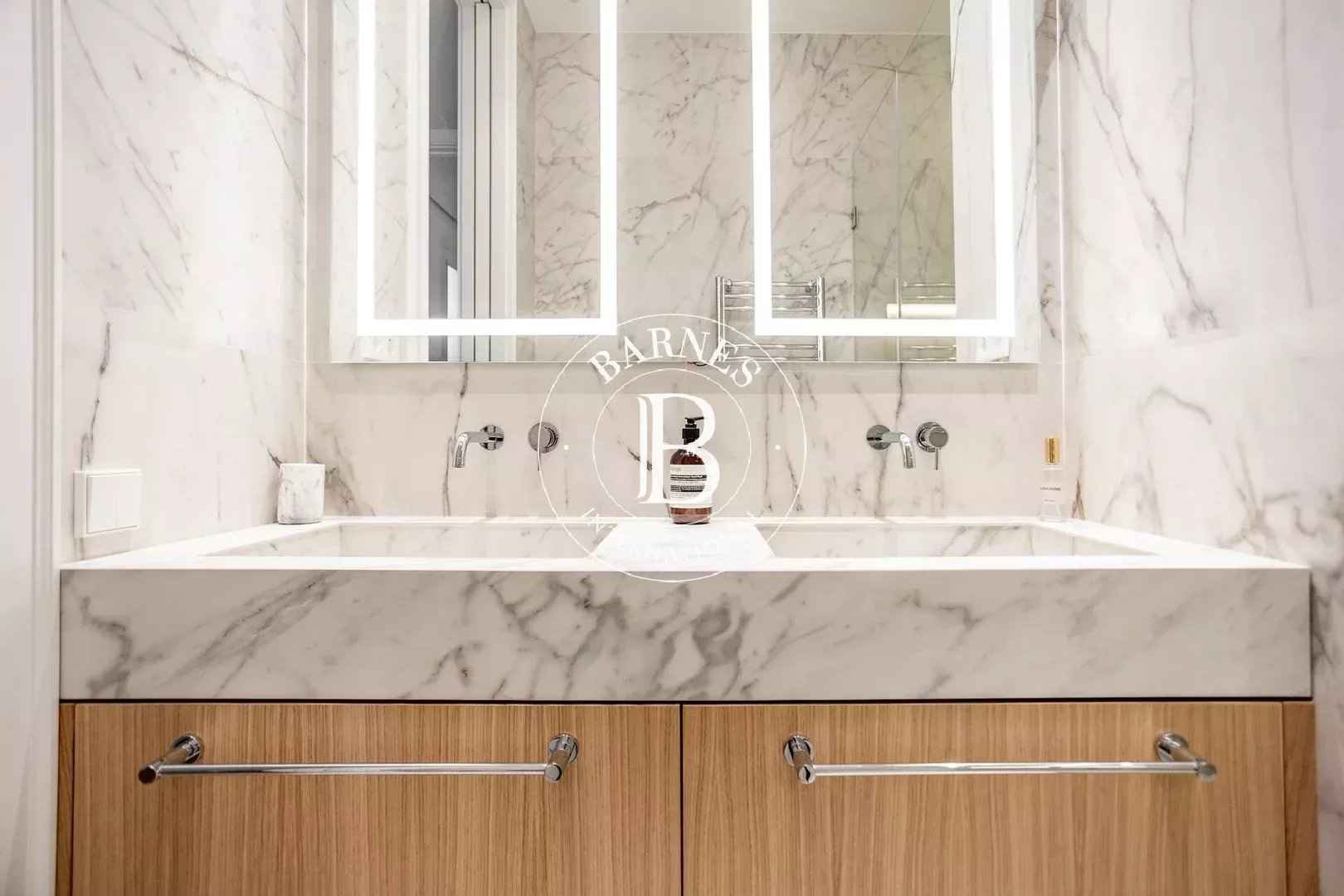 33fd093371403c1209a32898fa60d60a 30464bf963 1620 original - Attribut alt par défaut.