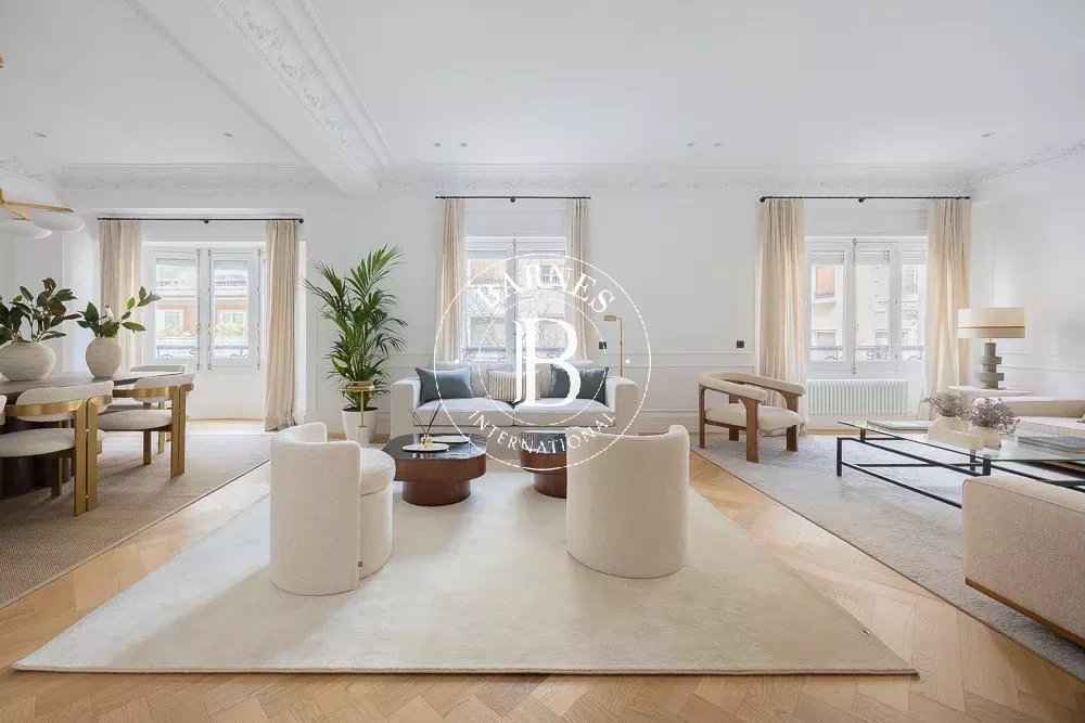 Fd6d96bbb36174d04f2532cded6e173c 668e574733 1000 original - Attribut alt par défaut.