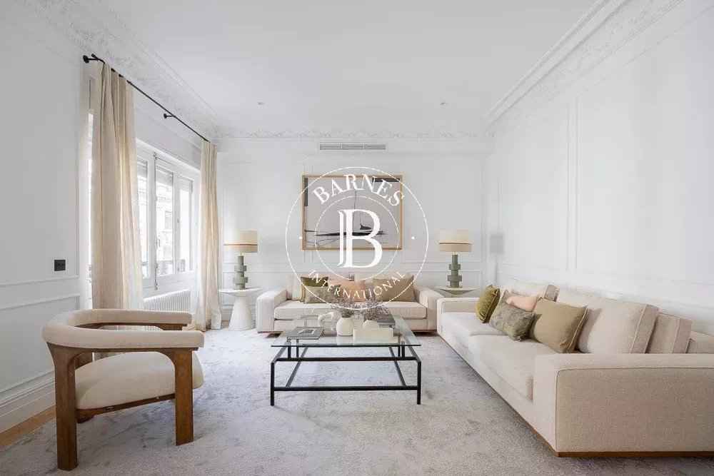 9a4c02555ee48d23bc022e36b7d16ee0 10a0749e52 1000 original - Attribut alt par défaut.