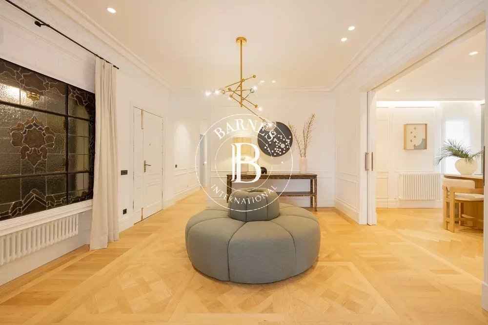 7cb1f21c8218e2aaa7b44ffc102caaeb efd758f4f7 1000 original - Attribut alt par défaut.