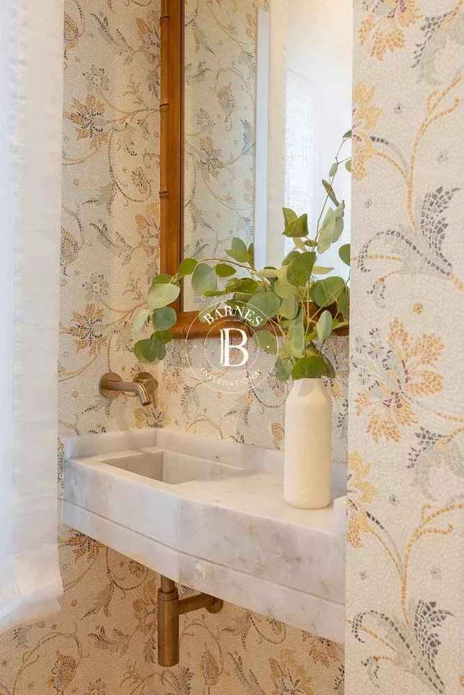 7a1c9d1938f51514790a710ba0ed2fbb 42c0903f08 1000 original - Attribut alt par défaut.