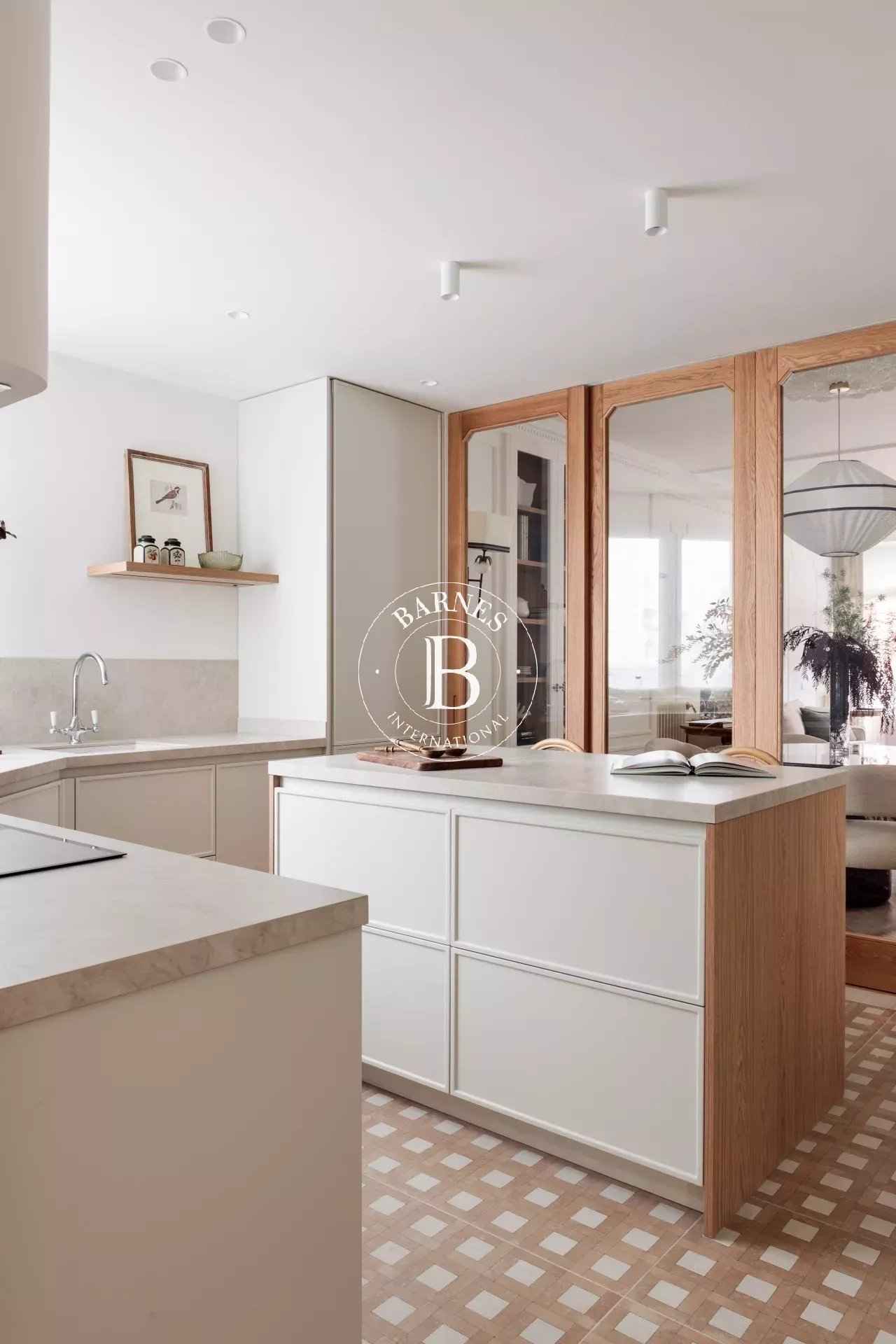 C2451ae21e9edb2c2bbd6c7c4d731877 f281e5b0ae 1920 original - Translation missing: en.helpers.application.image_tag.default_alt