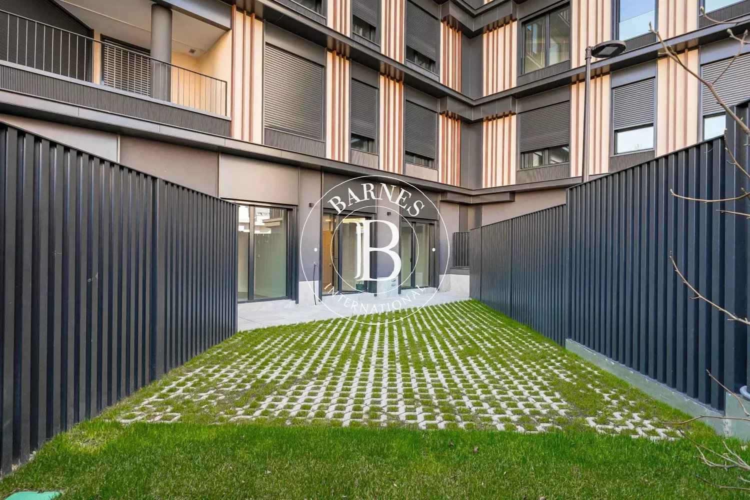 311d973836ca10a22ac0b2c791bf1bb6 5283efdb3d 1500 original - Attribut alt par défaut.