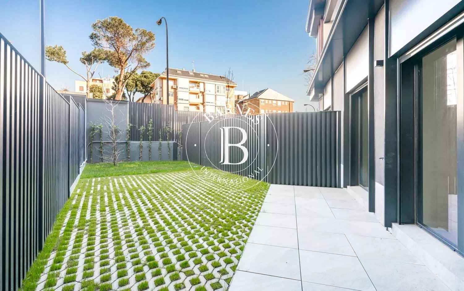 0047a747a872657861b1c3f8c7bca0c2 78d406549d 1500 original - Attribut alt par défaut.