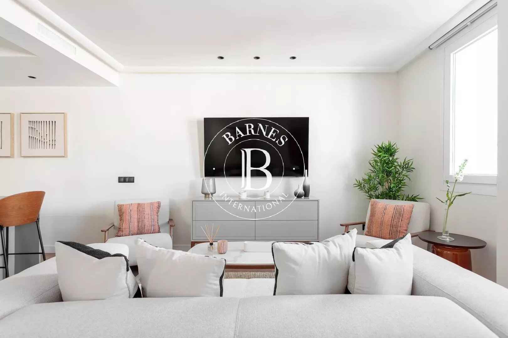 B2a5d52d31f02aeed9f1845581347837 77faf638c1 1620 original - Translation missing: en.helpers.application.image_tag.default_alt