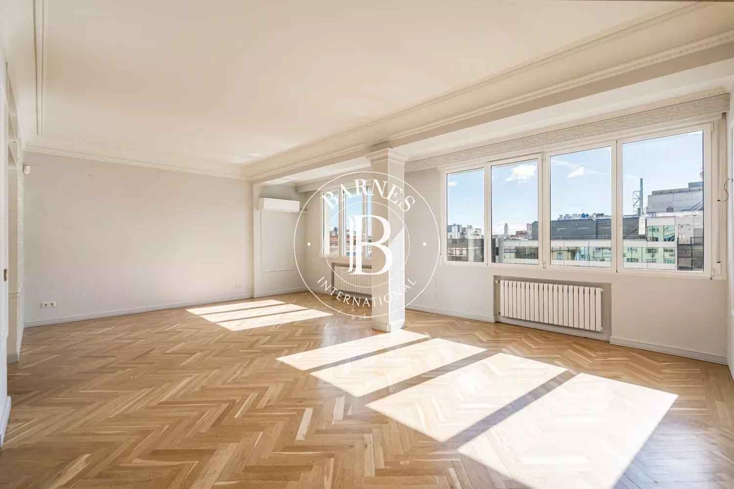 2a36ff2b4ea693c5d77d052ef2efd3ae a60933edf8 1500 original - Attribut alt par défaut.