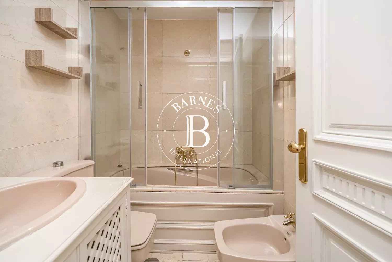 6d94bc297d02318d892ed17dc5614092 184d2178d8 1500 original - Attribut alt par défaut.