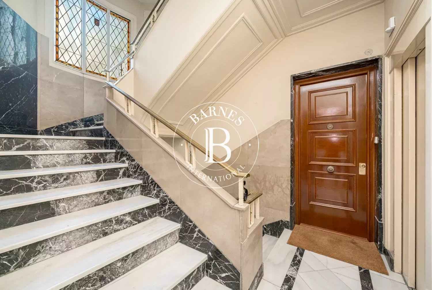 9ea060c1989824e6c1301addf9e3a9b0 f28d2618ff 1500 original - Attribut alt par défaut.