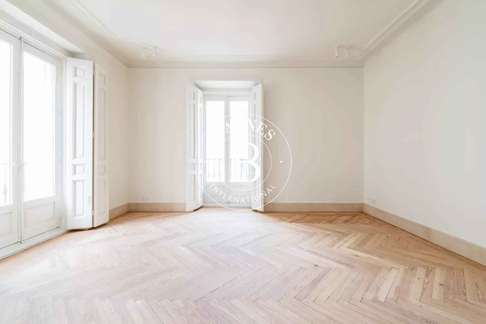 43b184c083158146040bbfdab3b137ec 8633bcbeea 1920 original - Attribut alt par défaut.