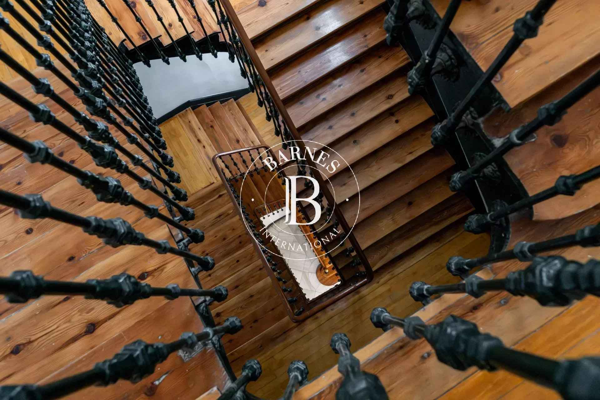 A68d8252bf910fb76f4dfa53d1a06ffb 1756d56b41 1920 original - Attribut alt par défaut.