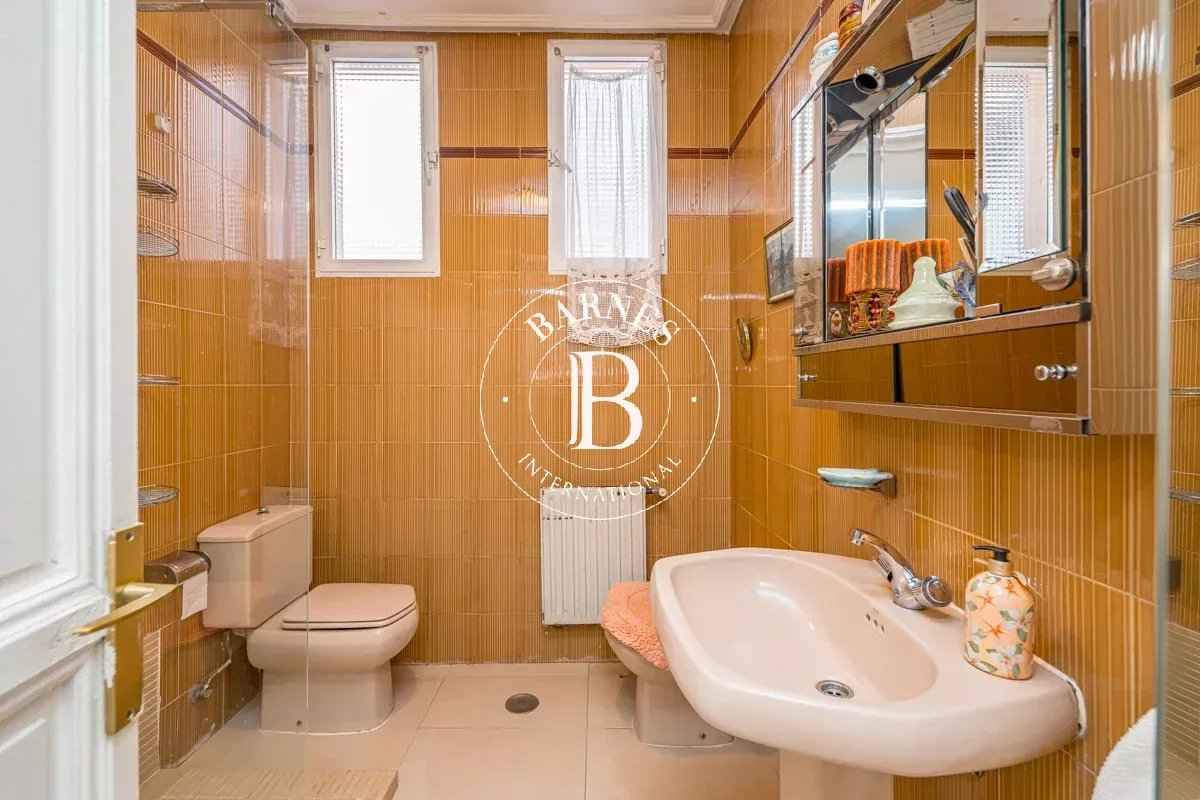 De749bd27a80f608f57dadc2081cb12e cf4e4c0d2e 1200 original - Attribut alt par défaut.