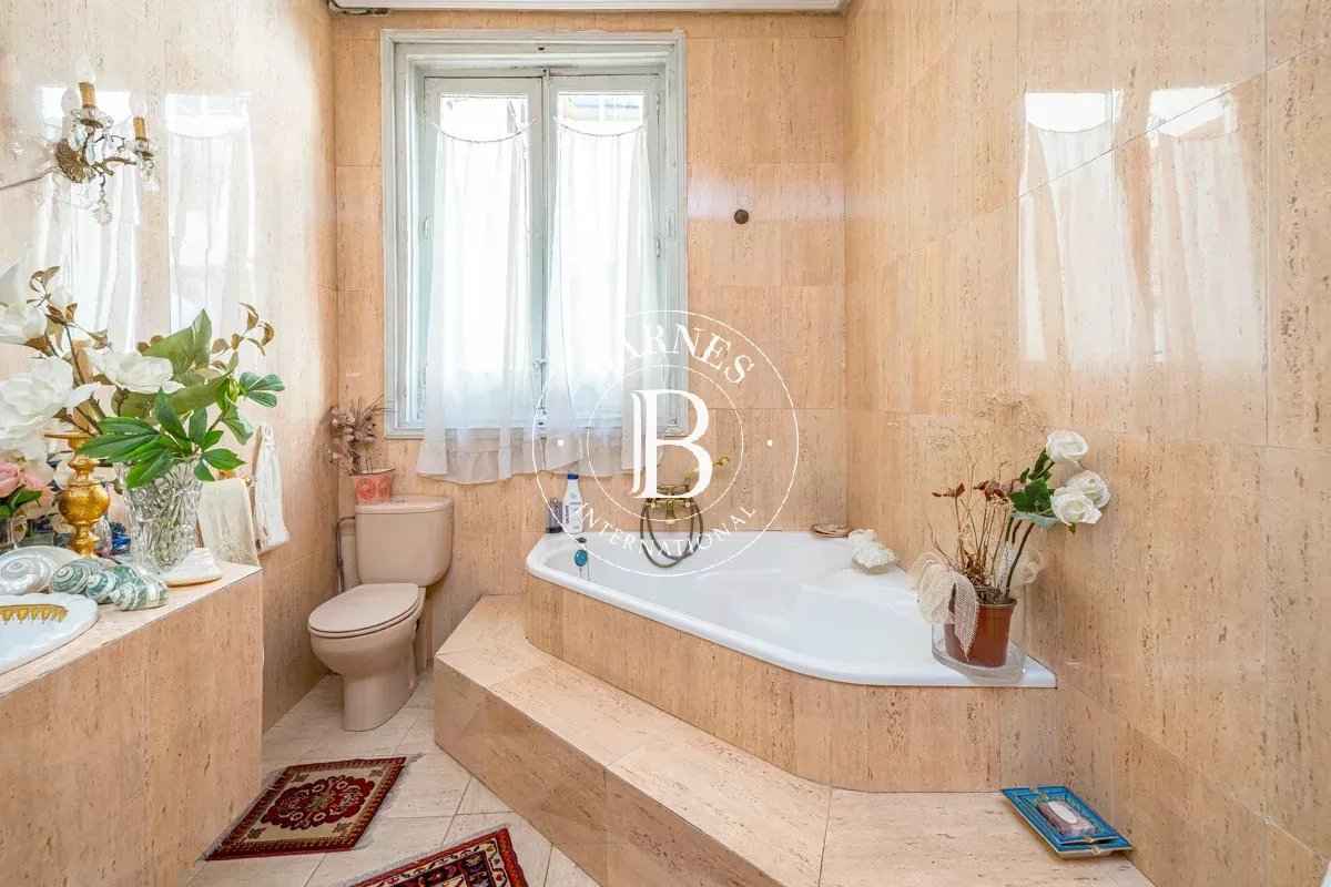 D1b7edb813354a5f3836d89ce484bba9 1d2691fd68 1200 original - Attribut alt par défaut.