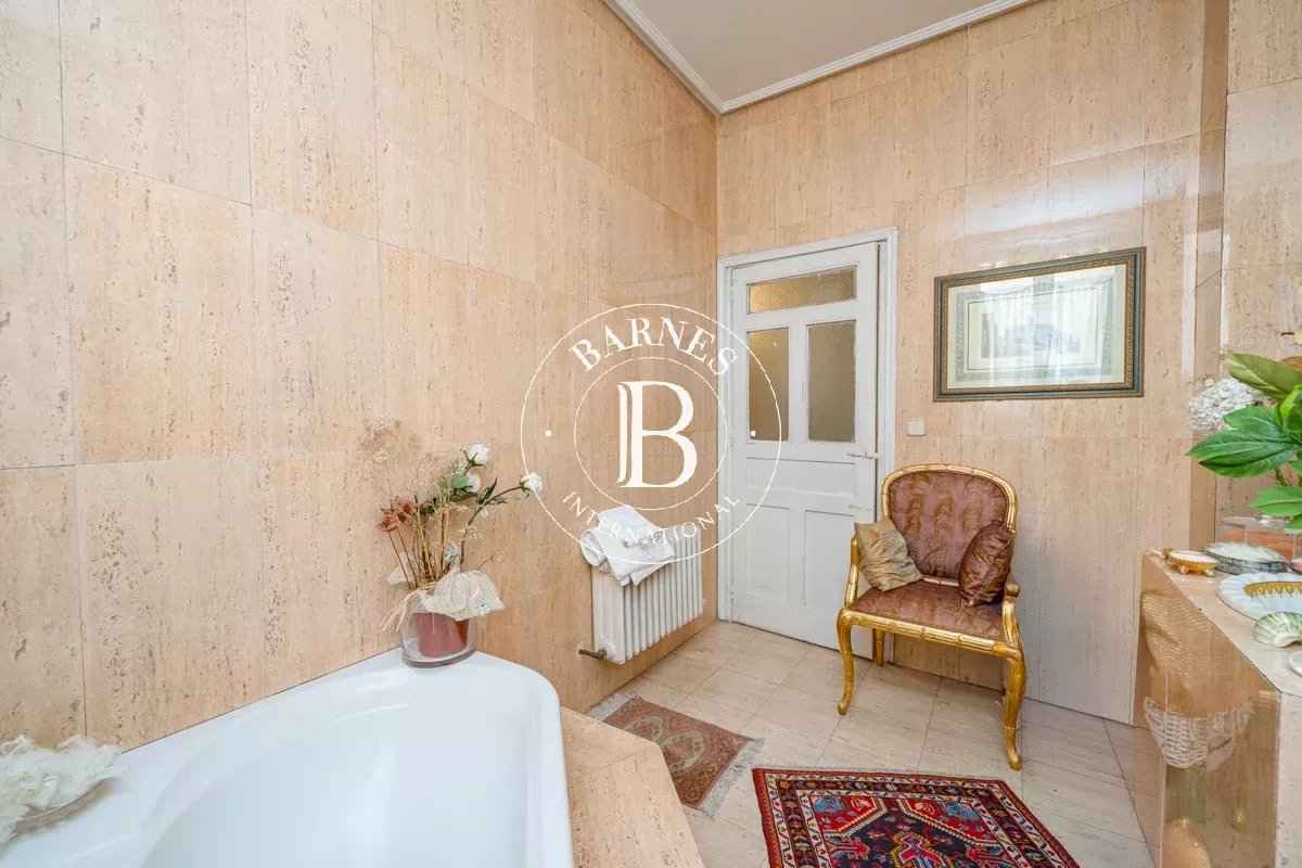 A83cbf4e29371ea3dcb8120473f6030a 3fbcacb8a3 1200 original - Attribut alt par défaut.