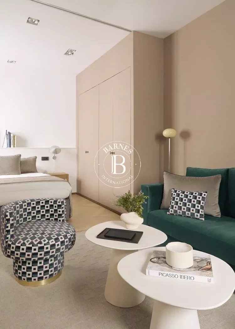 C8be061fd4a4be52bfa7ccdf5749e2e0 86f4c4826b 1051 original - Attribut alt par défaut.