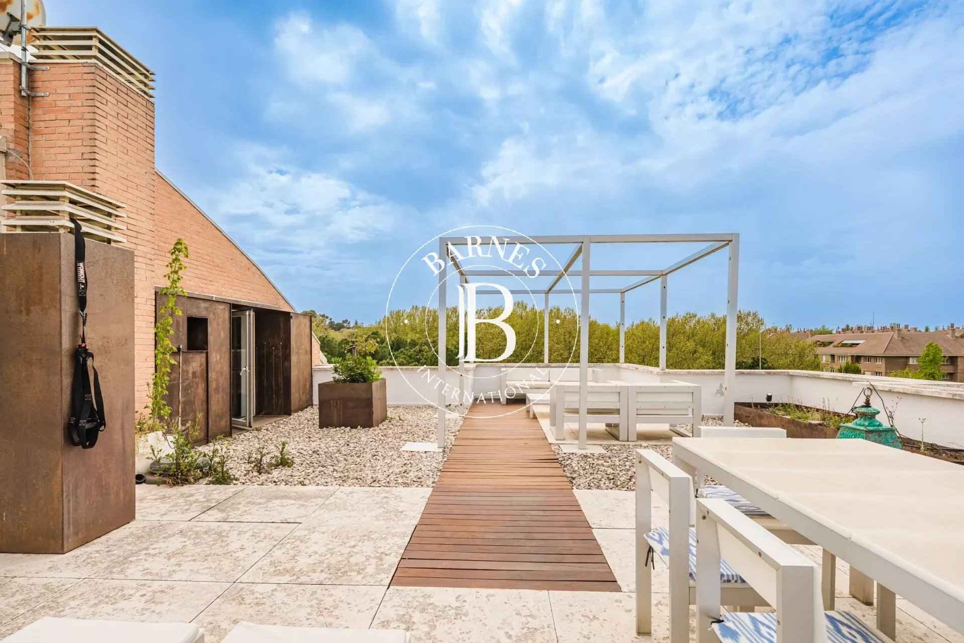 42bfd4413d74c1bd74b933e64016e046 b304bc3747 1920 original - Attribut alt par défaut.