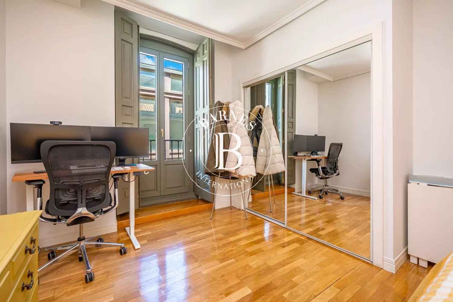 Dcc21c4998af27cd6d982c53e9d3472c 76876de747 1500 original - Attribut alt par défaut.