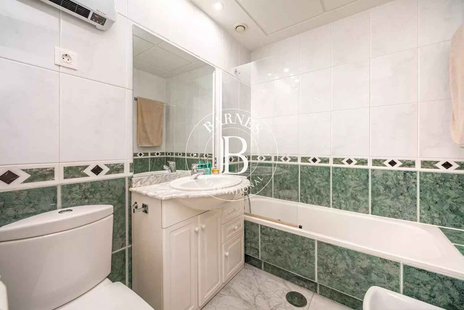 E245f040327c60e6e1f13d6f214f5ef8 63d14a60cb 1500 original - Attribut alt par défaut.