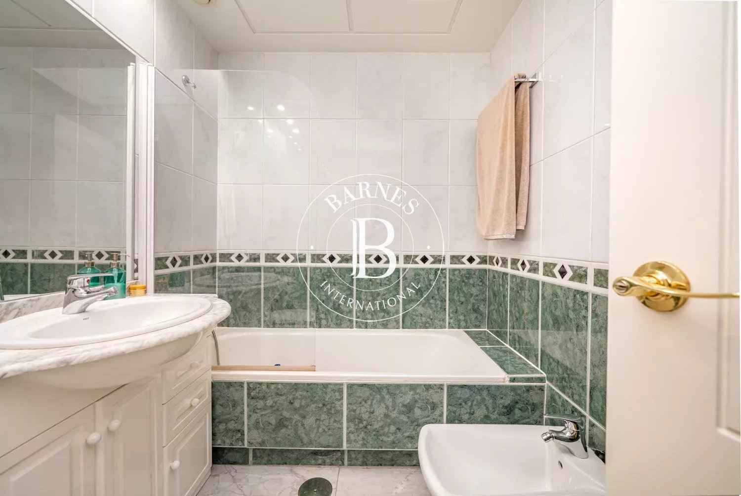 65d6a8a6f4e47a321d27ead7ad4e2d55 6ea31b5c1b 1500 original - Attribut alt par défaut.