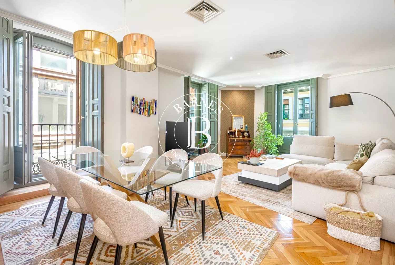 90835fae2e1bdc32355048f48584d6e1 f1e9a3153c 1500 original - Attribut alt par défaut.