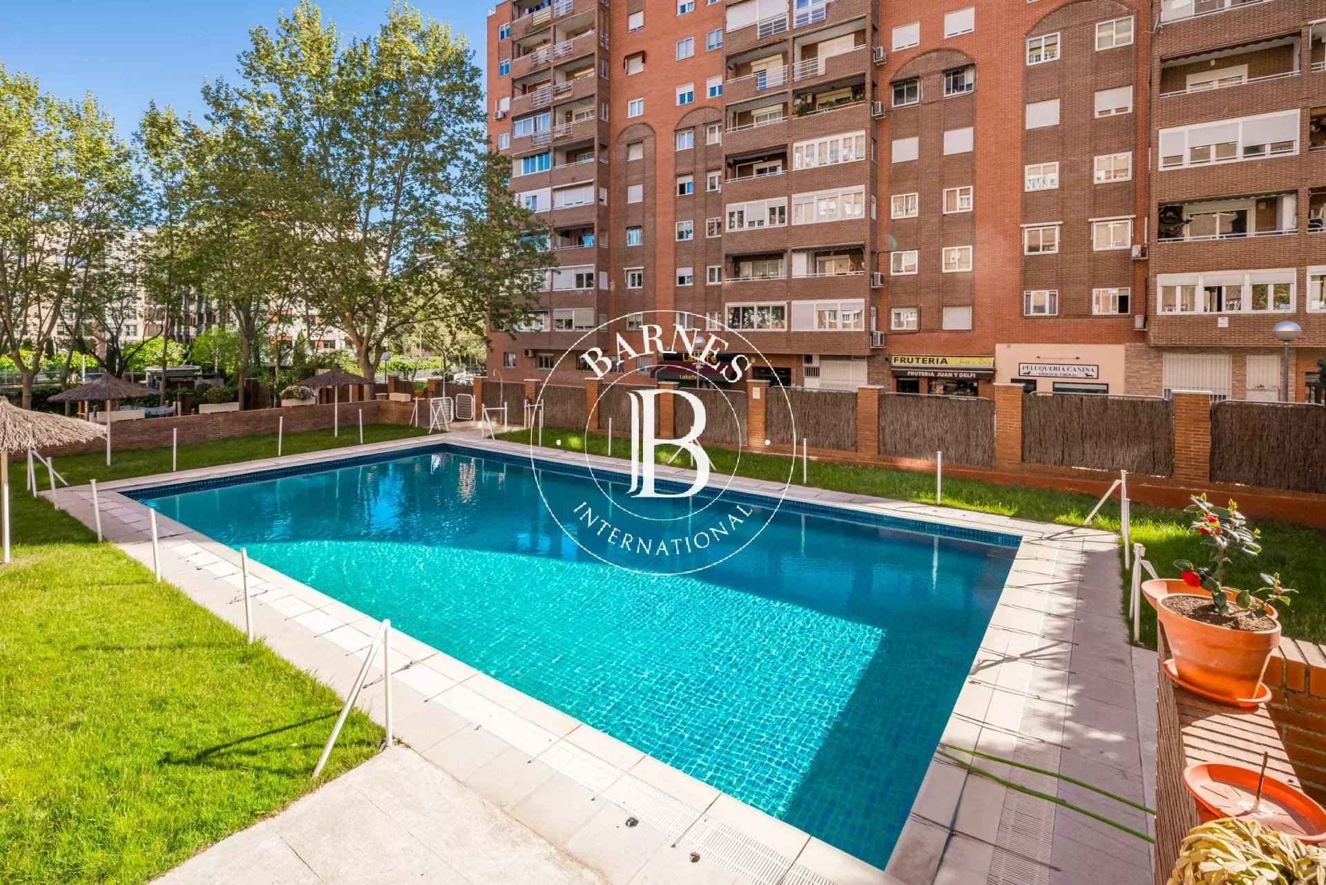 5e823353bb27b4b00a035e0d12816542 7692745fce 1920 original - Attribut alt par défaut.