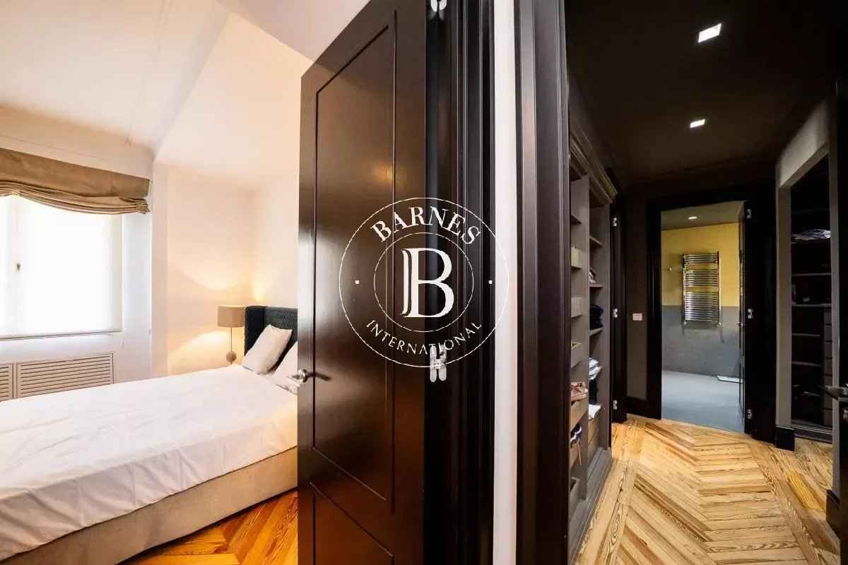 E68ed62d461ff2859f222268a96c4072 926fabd62c 1200 original - Attribut alt par défaut.