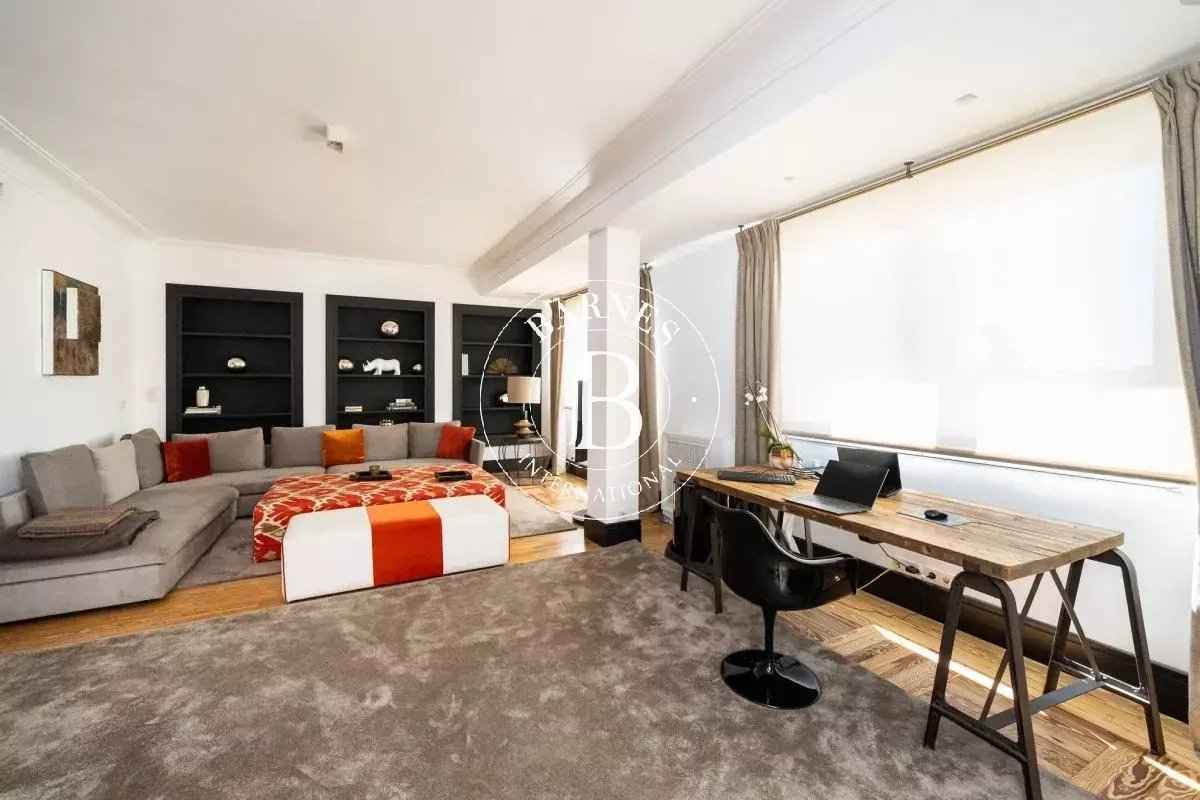 505a48a4ca2301d451f51e4cf8832ead 47172bf2f3 1200 original - Attribut alt par défaut.