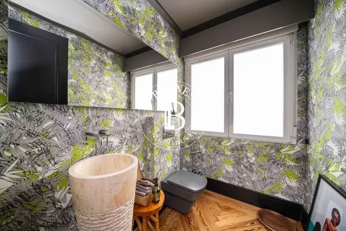 Caecf6026ba4b587fe573a39d52159f7 e2362785d0 1200 original - Attribut alt par défaut.