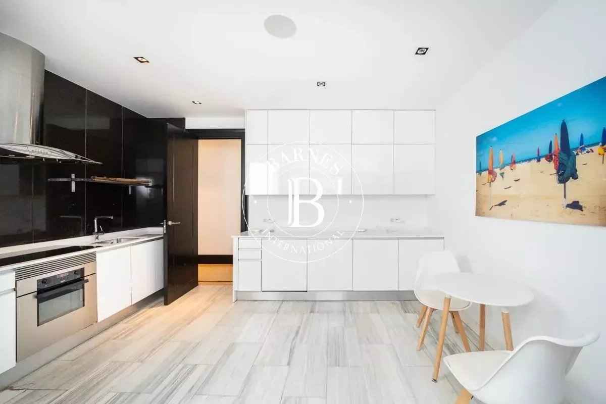 21f22b9f4ef2681a648cea416550220d f91f6e34d0 1200 original - Attribut alt par défaut.